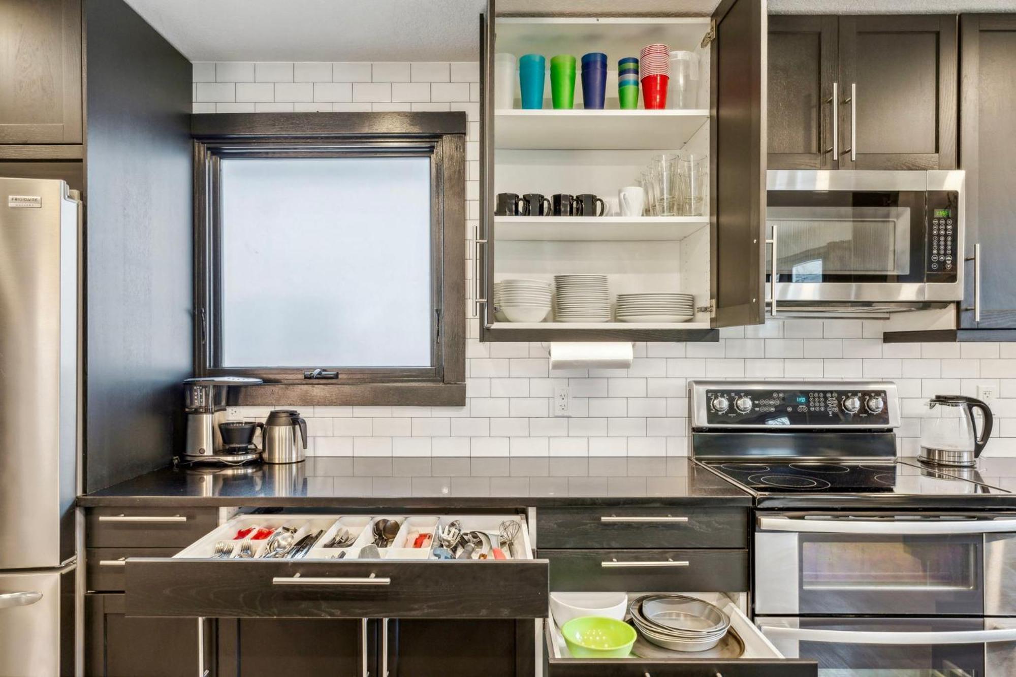 Vila The Park House Retreat With Hot Tub YYC Exteriér fotografie