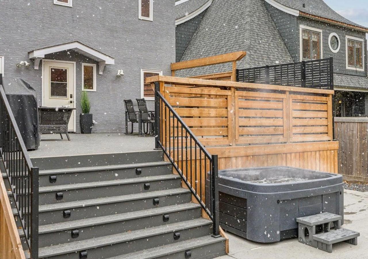 Vila The Park House Retreat With Hot Tub YYC Exteriér fotografie